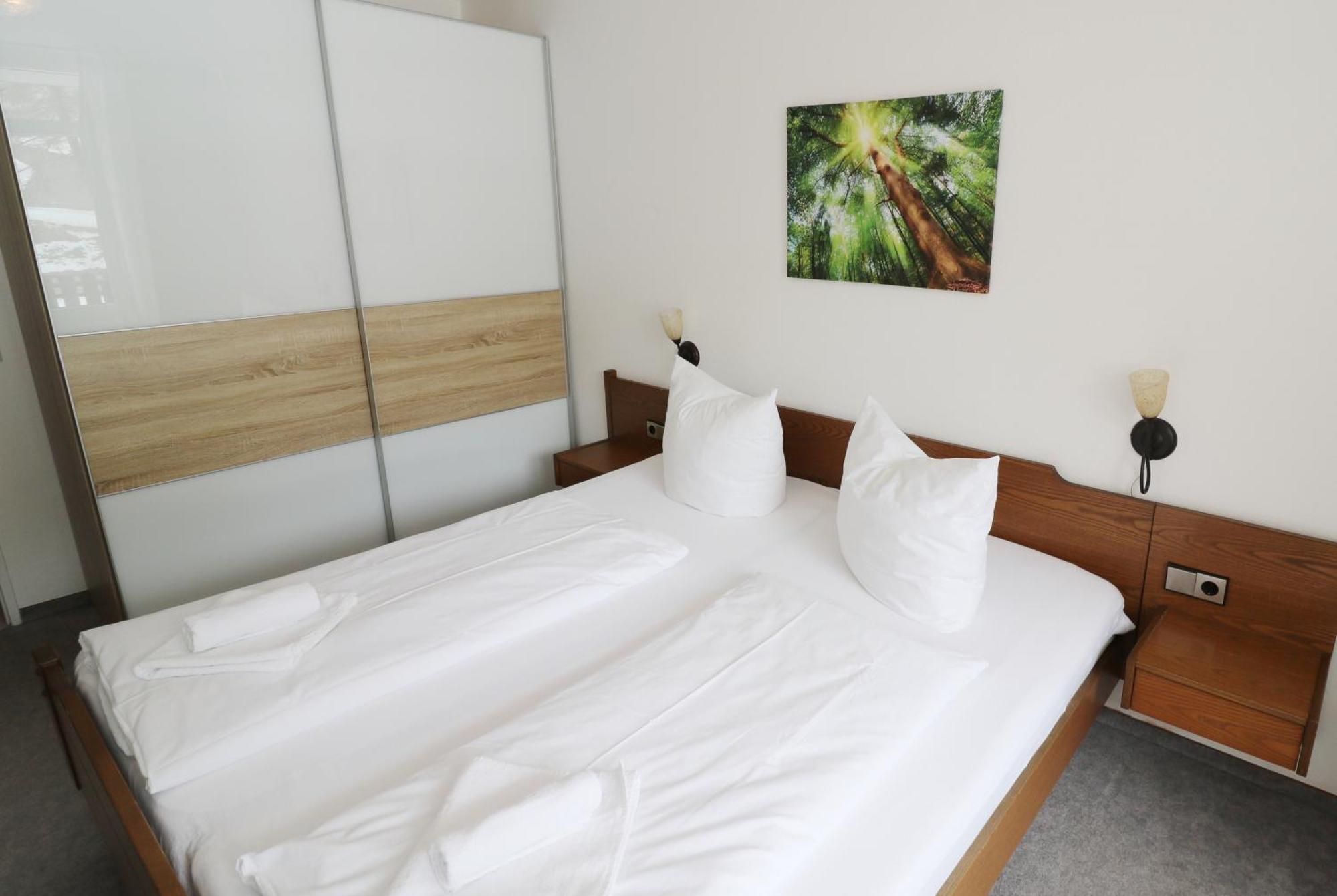 Kurhotel Schluchsee App 1511 - Schwarzwaldhirsch - Mit Innenpool Und Sauna, שלוכזי מראה חיצוני תמונה